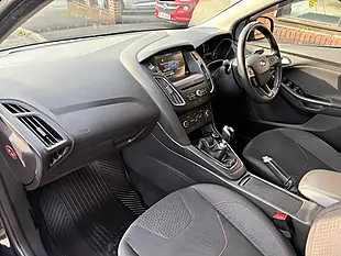 Used 2015 Ford Focus Zetec S Black - Interior and Exterior details 12