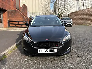 Used 2015 Ford Focus Zetec S Black - Interior and Exterior details 8