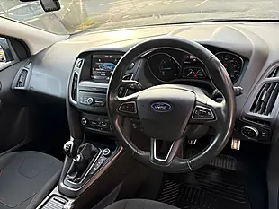 Used 2015 Ford Focus Zetec S Black - Interior and Exterior details 9