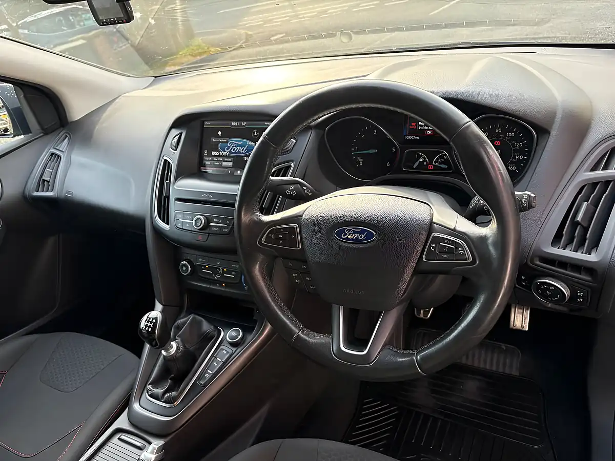 Used 2015 Ford Focus Zetec S Black - Interior and Exterior details 9