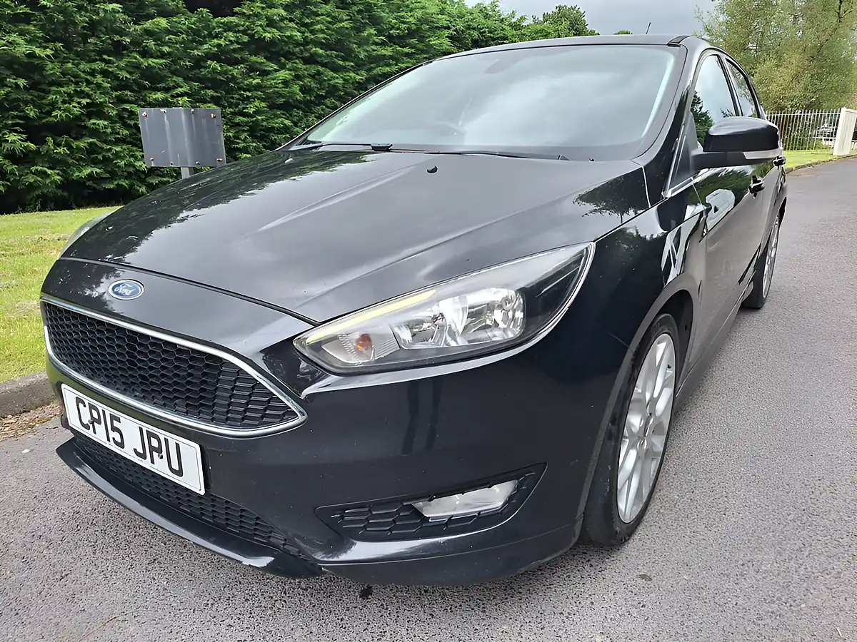 Used 2015 Ford Focus Zetec S Black - Interior and Exterior details 2