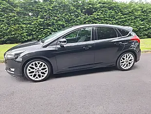 Used 2015 Ford Focus Zetec S Black - Interior and Exterior details 6