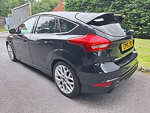 Used 2015 Ford Focus Zetec S Black - Interior and Exterior details 8