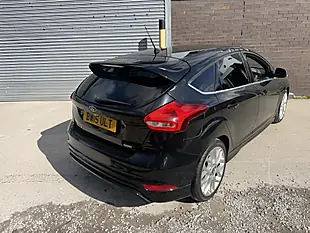 Used 2015 Ford Focus Zetec S Black - Interior and Exterior details 11