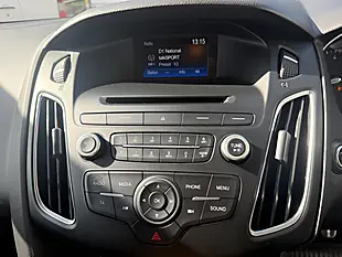 Used 2015 Ford Focus Zetec S Black - Interior and Exterior details 19