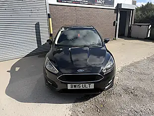 Used 2015 Ford Focus Zetec S Black - Interior and Exterior details 4