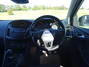 Used 2015 Ford Focus Zetec S Black - Interior and Exterior details 20