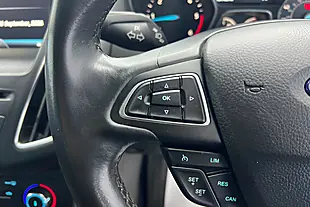 Used 2015 Ford Focus Zetec S Blue - Interior and Exterior details 15