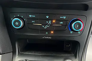 Used 2015 Ford Focus Zetec S Blue - Interior and Exterior details 18