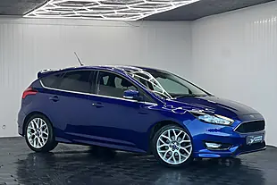 Used 2015 Ford Focus Zetec S Blue - Interior and Exterior details 2