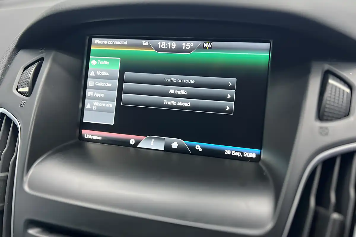 Used 2015 Ford Focus Zetec S Blue - Interior and Exterior details 20