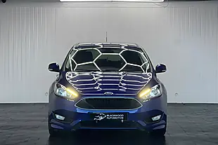 Used 2015 Ford Focus Zetec S Blue - Interior and Exterior details 4