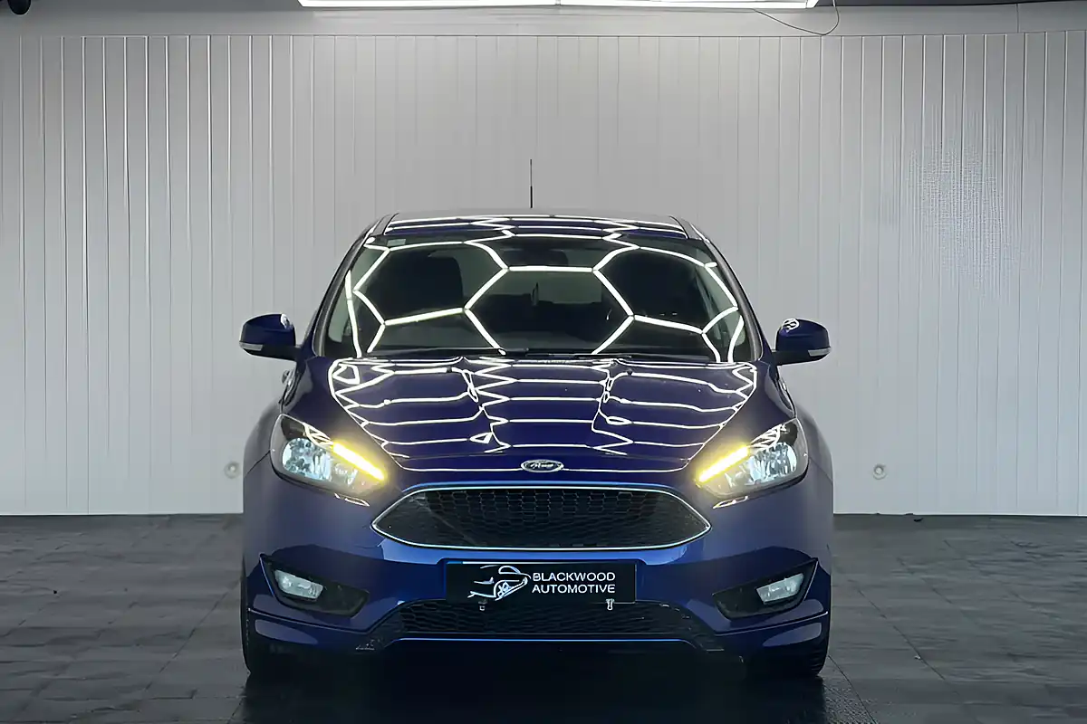 Used 2015 Ford Focus Zetec S Blue - Interior and Exterior details 4