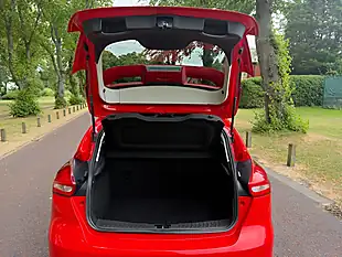 Used 2015 Ford Focus Zetec S Red - Interior and Exterior details 11