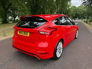 Used 2015 Ford Focus Zetec S Red - Interior and Exterior details 3