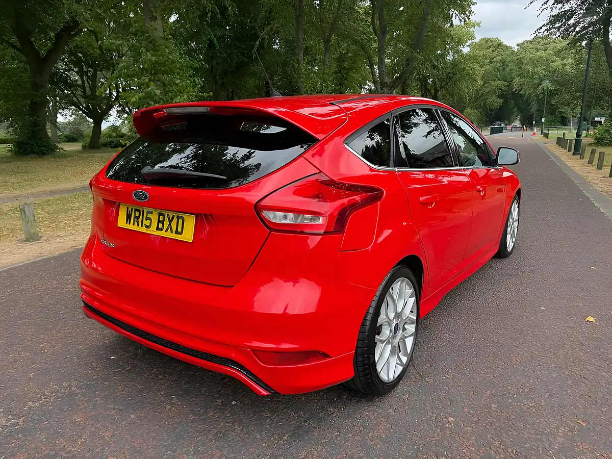Used 2015 Ford Focus Zetec S Red - Interior and Exterior details 3