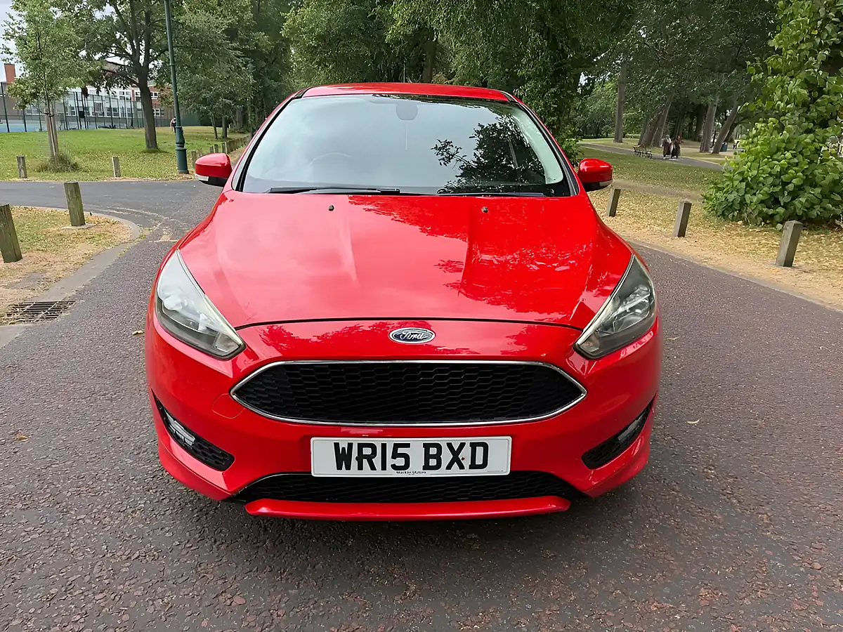 Used 2015 Ford Focus Zetec S Red - Interior and Exterior details 8