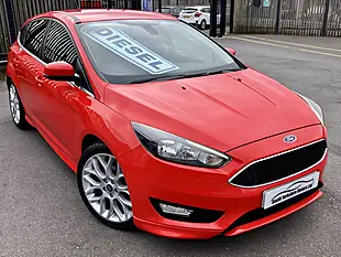 Used 2015 Ford Focus Zetec S Red - Interior and Exterior details 2