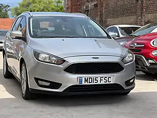 Used 2015 Ford Focus Zetec Silver - Interior and Exterior details 19