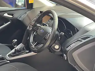 Used 2015 Ford Focus Zetec Silver - Interior and Exterior details 7