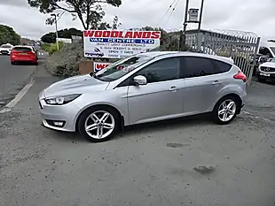 Used 2015 Ford Focus Zetec Silver - Interior and Exterior details 4