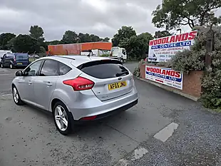 Used 2015 Ford Focus Zetec Silver - Interior and Exterior details 5