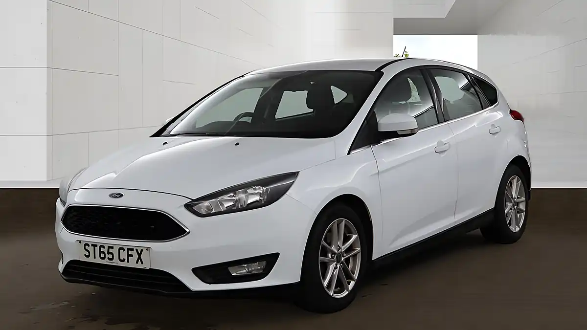 Used 2015 Ford Focus Zetec White - Interior and Exterior details 2