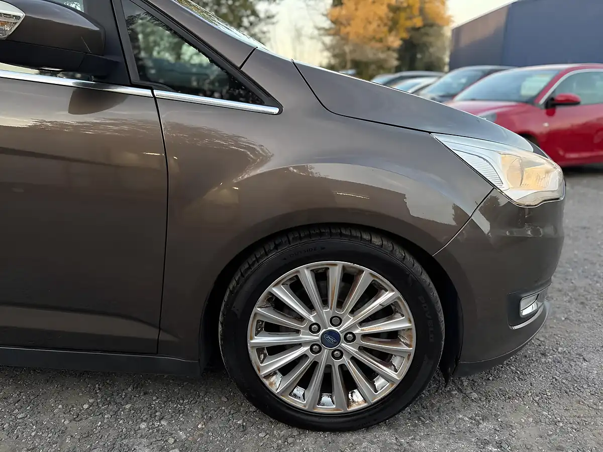 Used 2015 Ford Grand C-Max Titanium Brown - Interior and Exterior details 19