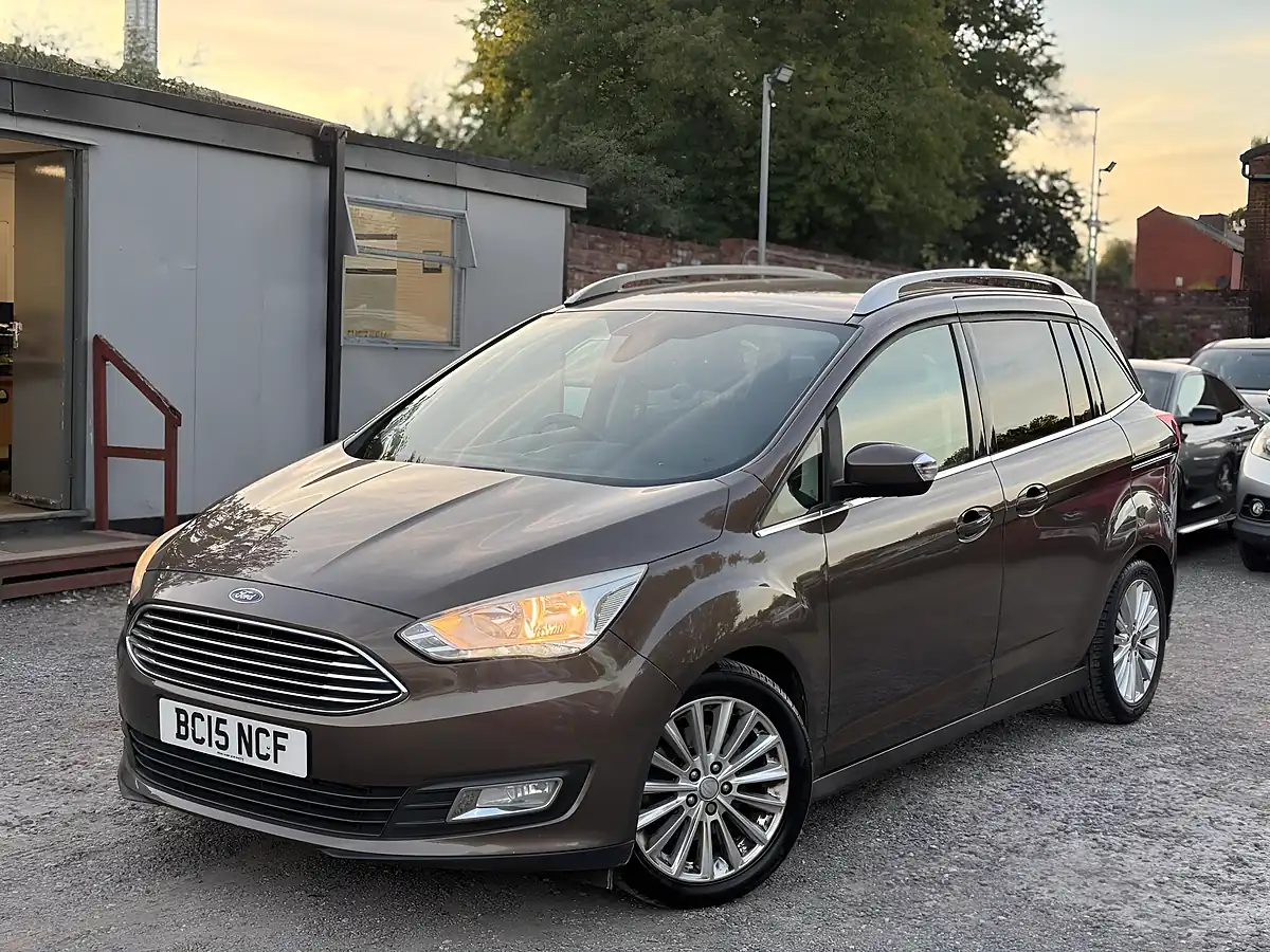 Used 2015 Ford Grand C-Max Titanium Brown - Interior and Exterior details 3