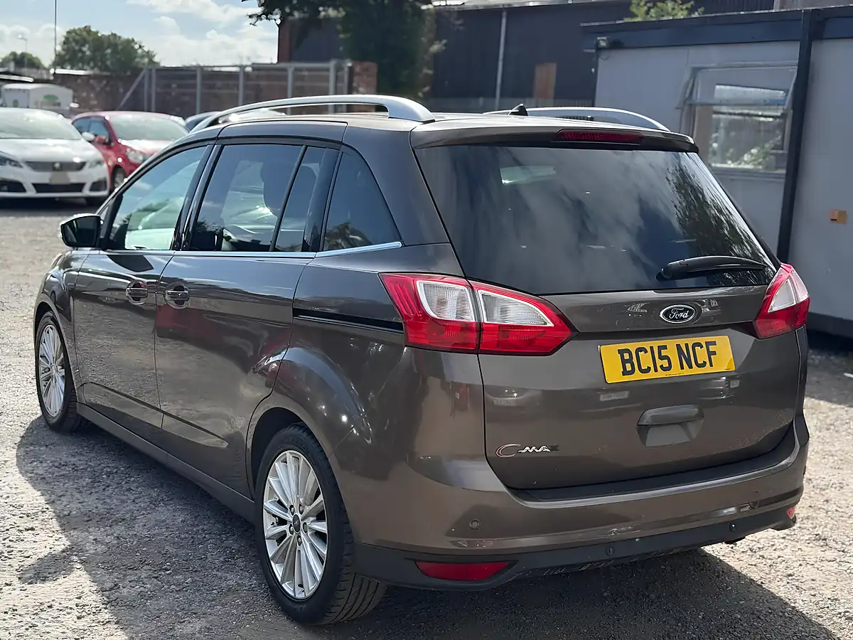 Used 2015 Ford Grand C-Max Titanium Brown - Interior and Exterior details 5