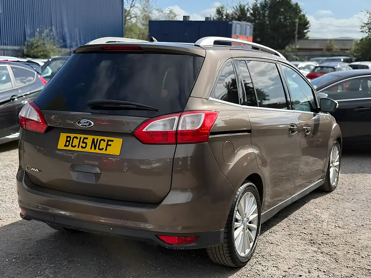 Used 2015 Ford Grand C-Max Titanium Brown - Interior and Exterior details 8