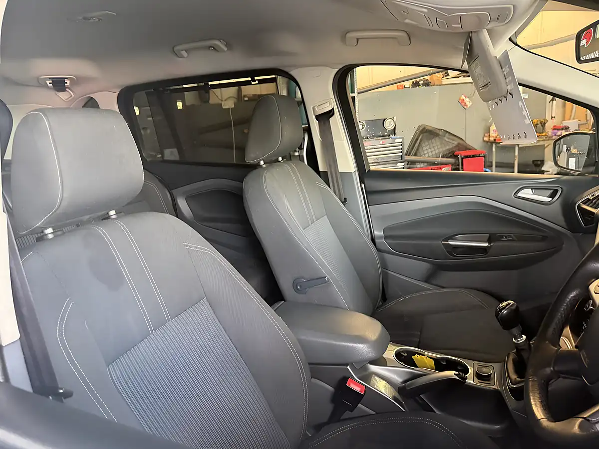 Used 2015 Ford Grand C-Max Titanium Moondust Silver Metallic - Interior and Exterior details 11