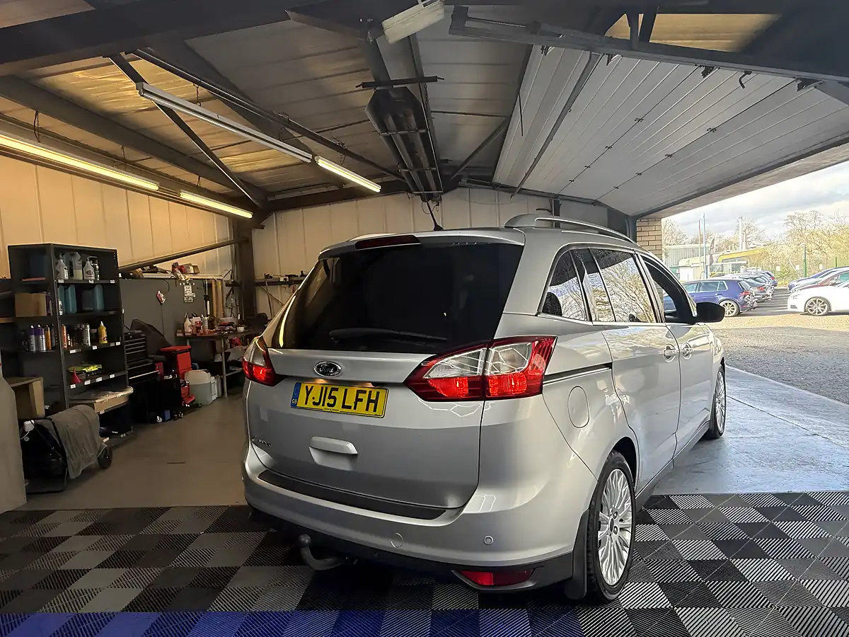Used 2015 Ford Grand C-Max Titanium Moondust Silver Metallic - Interior and Exterior details 8