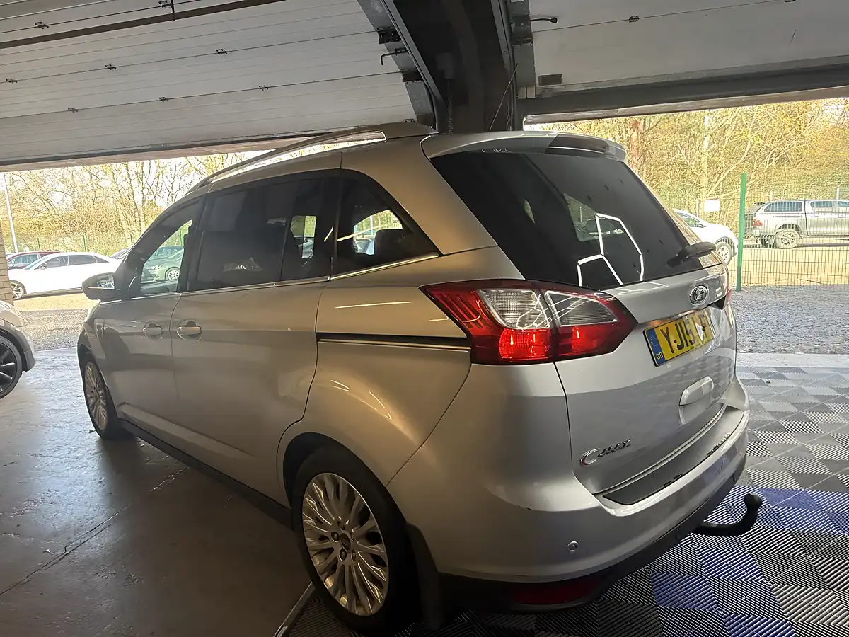 Used 2015 Ford Grand C-Max Titanium Moondust Silver Metallic - Interior and Exterior details 9