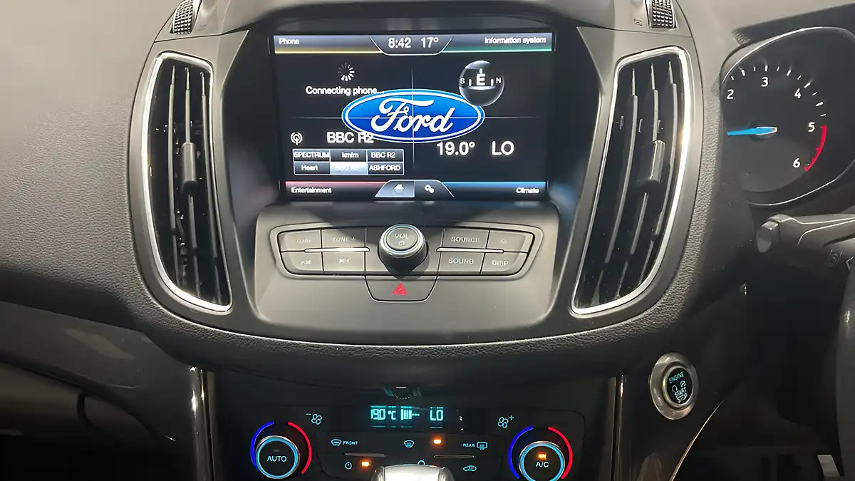 Used 2015 Ford Grand C-Max Titanium Silver - Interior and Exterior details 12