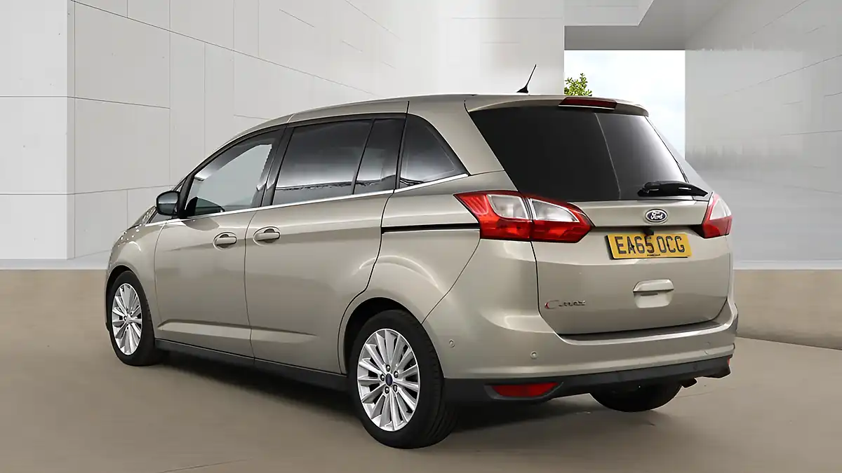 Used 2015 Ford Grand C-Max Titanium Silver - Interior and Exterior details 3
