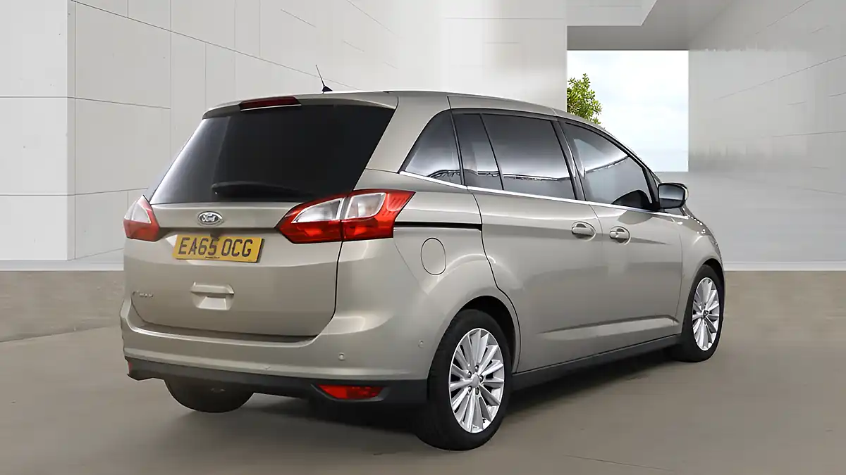 Used 2015 Ford Grand C-Max Titanium Silver - Interior and Exterior details 4