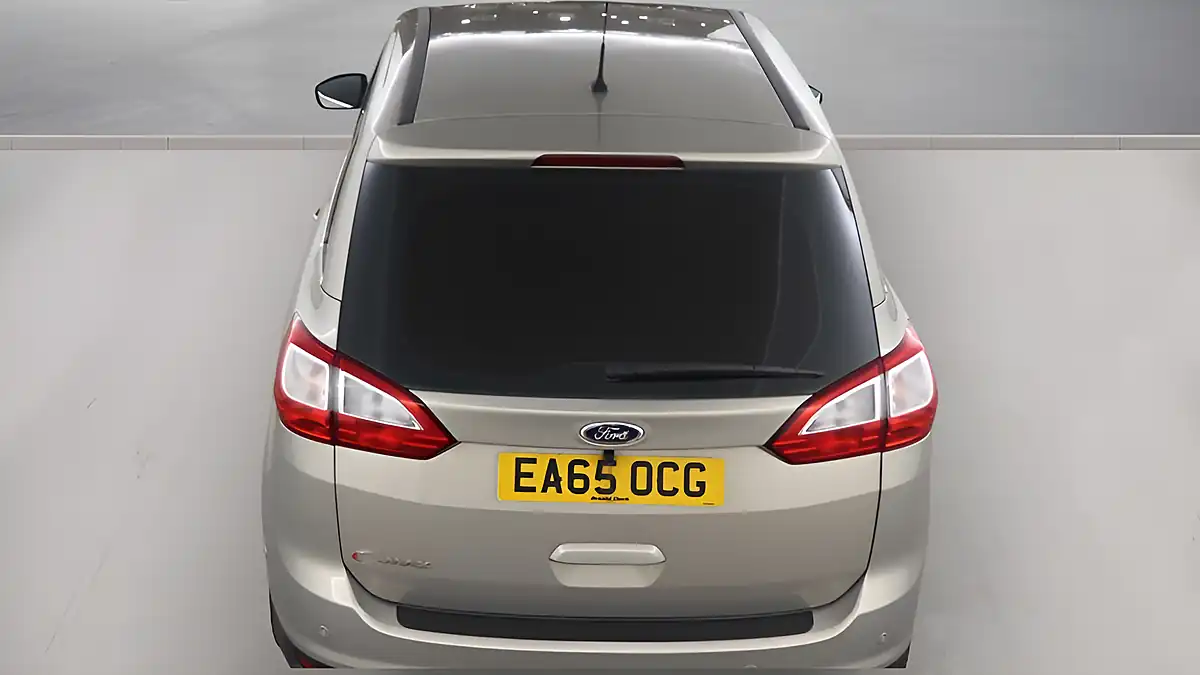 Used 2015 Ford Grand C-Max Titanium Silver - Interior and Exterior details 8