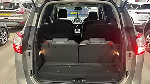 Used 2015 Ford Grand C-Max Titanium Silver - Interior and Exterior details 9