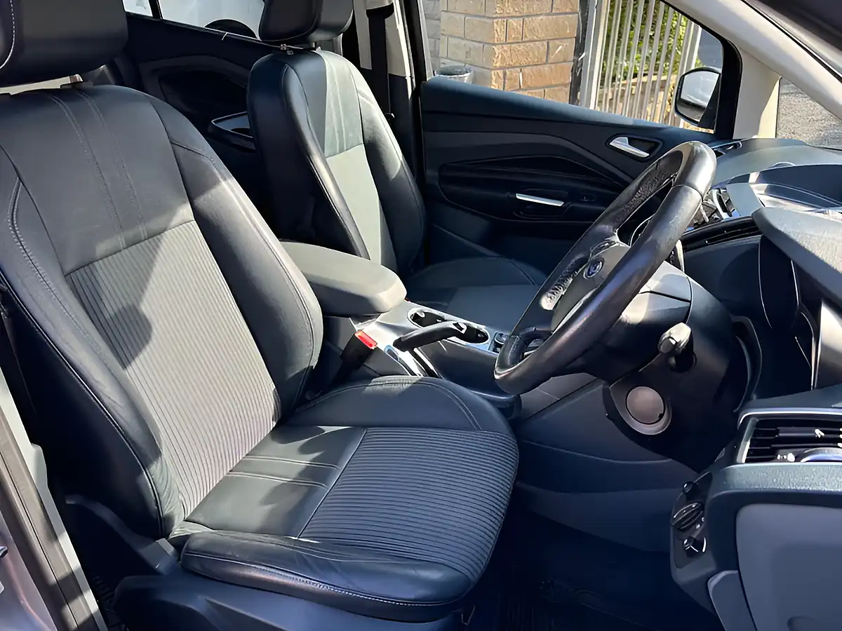 Used 2015 Ford Grand C-Max Titanium X Silver - Interior and Exterior details 10