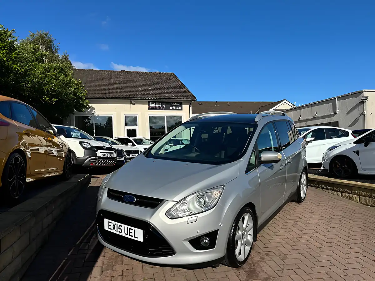 Used 2015 Ford Grand C-Max Titanium X Silver - Interior and Exterior details 4