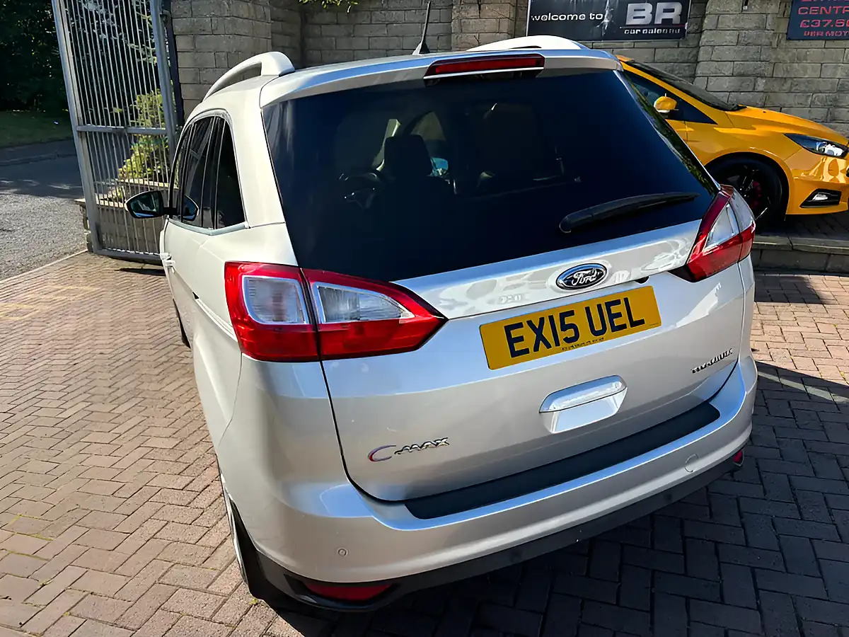 Used 2015 Ford Grand C-Max Titanium X Silver - Interior and Exterior details 8