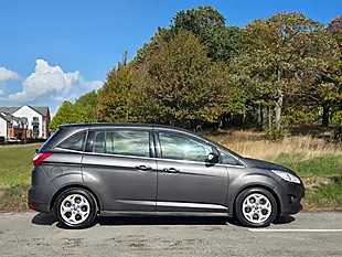 Used 2015 Ford Grand C-Max Zetec Grey - Interior and Exterior details 8
