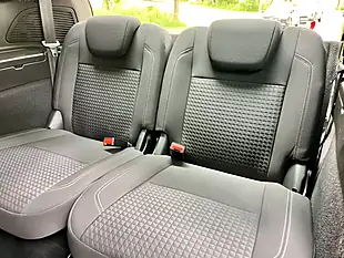Used 2015 Ford Grand C-Max Zetec Red - Interior and Exterior details 10
