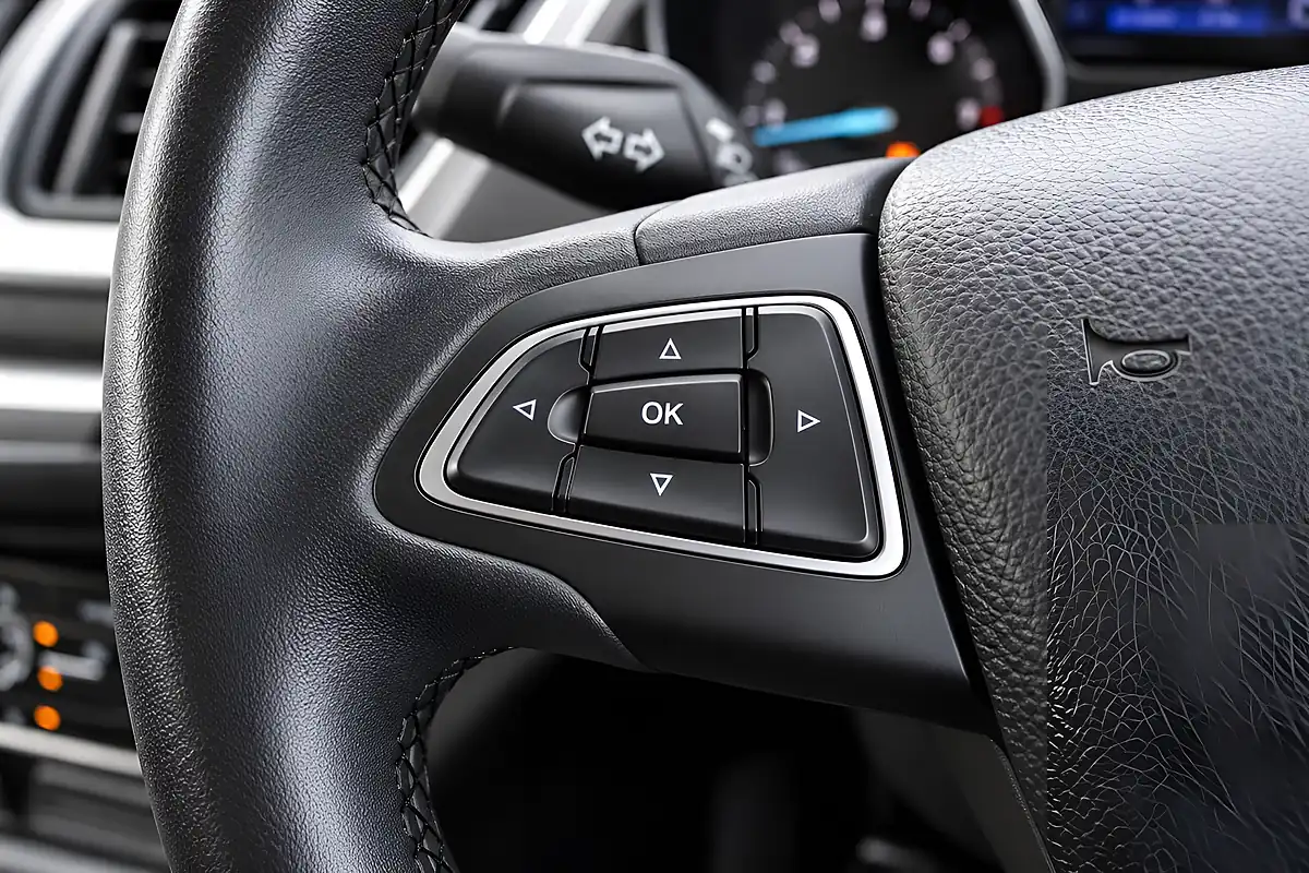 Used 2015 Ford Grand C-Max Zetec Red - Interior and Exterior details 19
