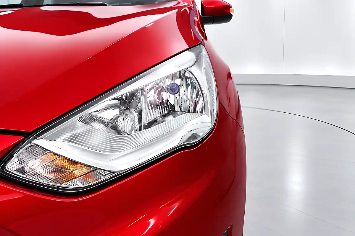 Used 2015 Ford Grand C-Max Zetec Red - Interior and Exterior details 5