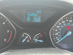 Used 2015 Ford Grand C-Max Zetec Silver - Interior and Exterior details 17