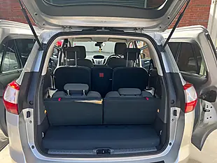 Used 2015 Ford Grand C-Max Zetec Silver - Interior and Exterior details 18
