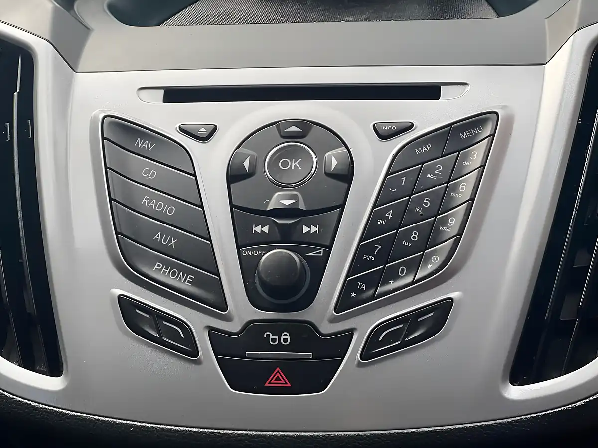 Used 2015 Ford Grand C-Max Zetec Silver - Interior and Exterior details 20
