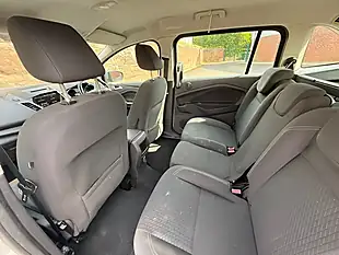Used 2015 Ford Grand C-Max Zetec Silver - Interior and Exterior details 14